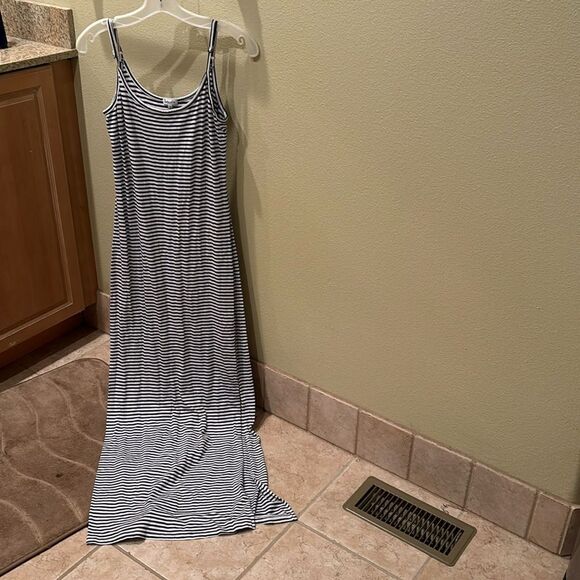 Splendid woman's black and white striped long sundress - Picture 1 of 10